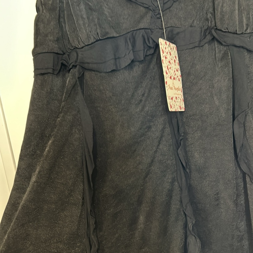 Free People Black Silky Baby Doll Boho Top-NWT-sz M - Picture 7 of 9
